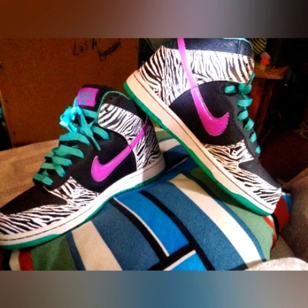 Women's Nike Dunks High Liquid City Zebra 2012